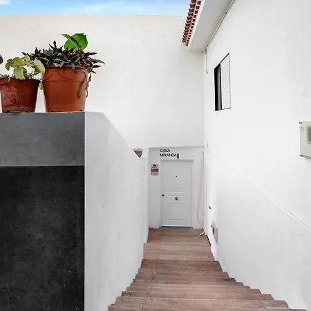 Casa Miranda 1 *