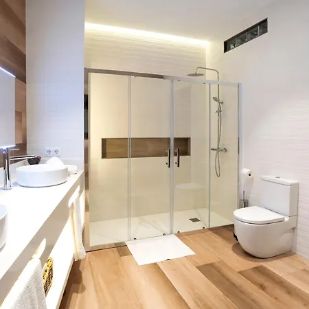 Casa Miranda 1 * كانديلاريا